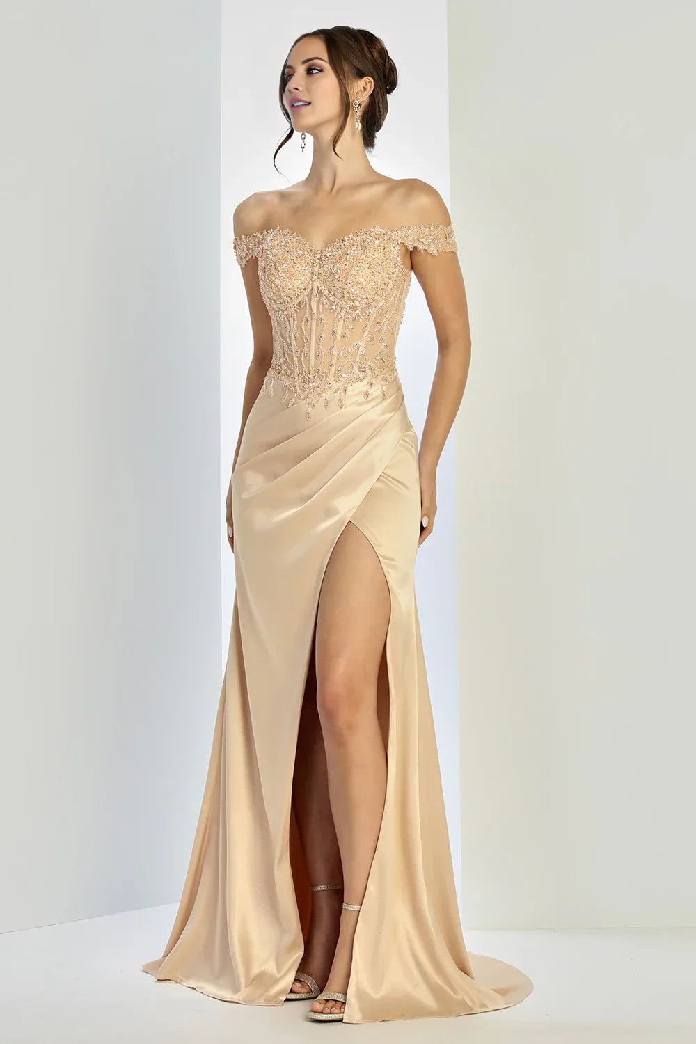 Robe de soirée longue en forme de sirène, décolleté en cœur, épaules dénudées, perlée, longueur au sol, style corset, avec fente